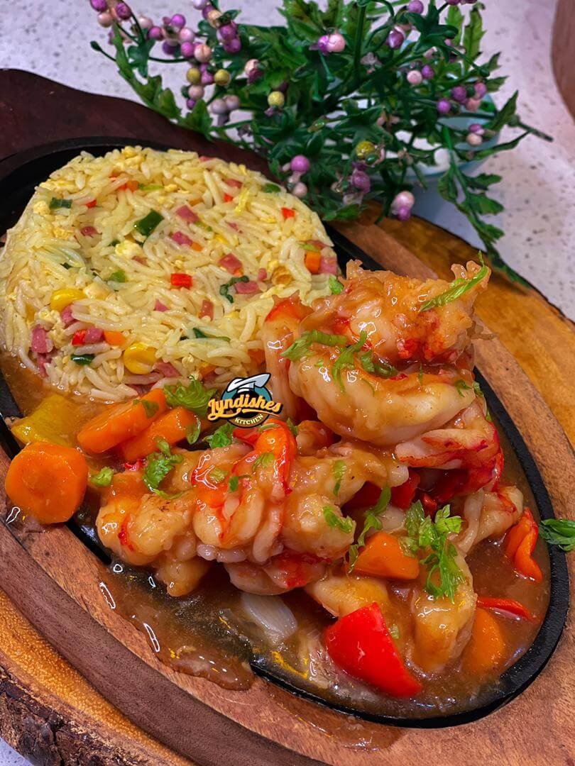 special-prawn-sauce-rice